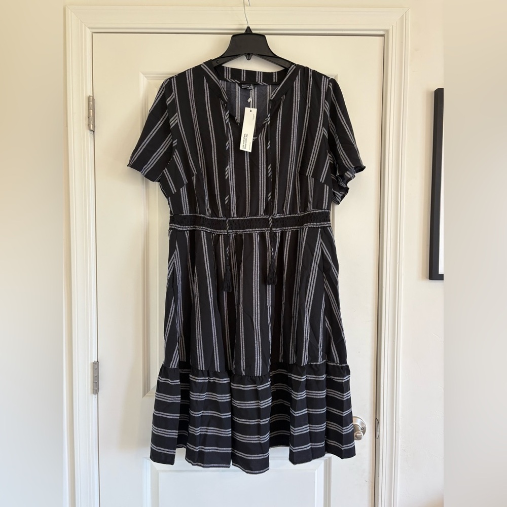 BloomChic Black and White Striped Top